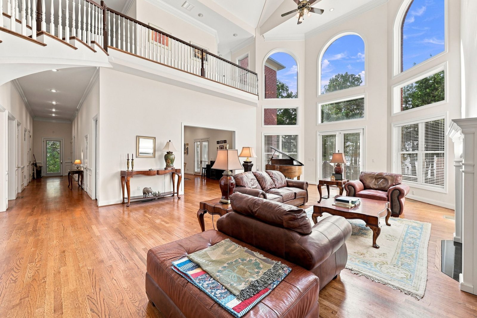 Grand room