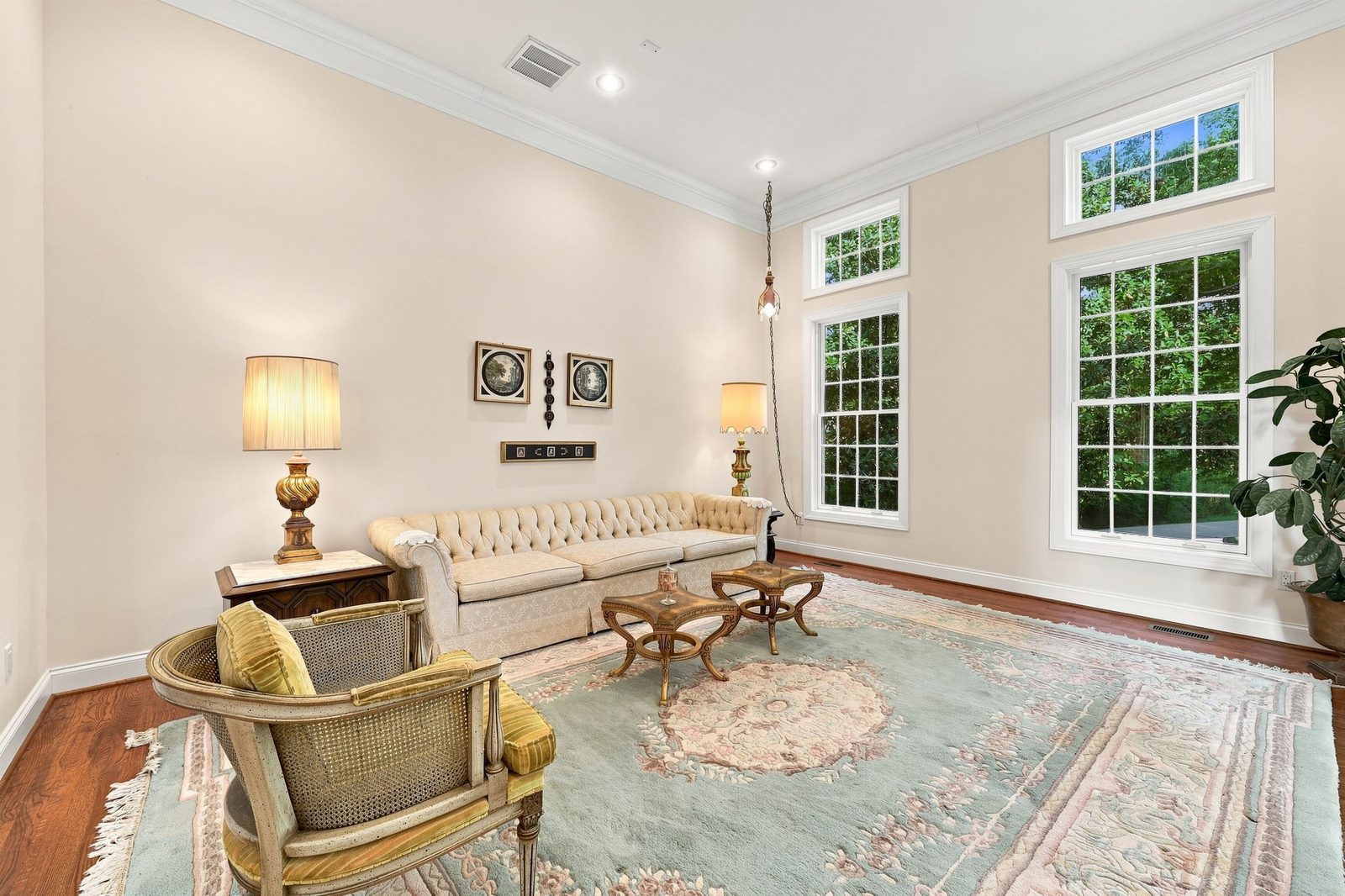 Formal living room