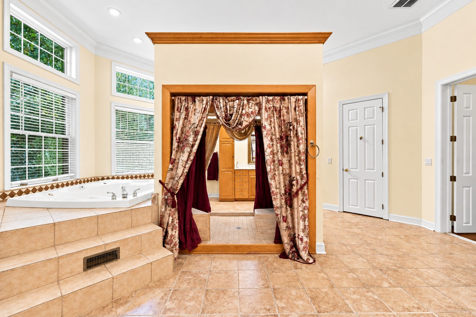 Primary bath, soaking tub and shower